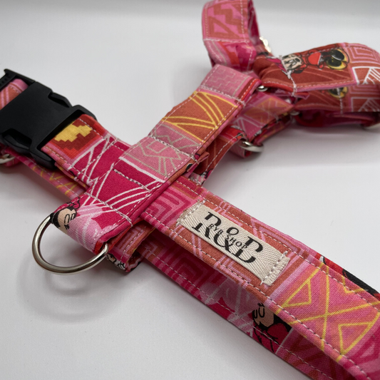 Arnés pequeño en H cierre único  (2,5cm grosor)